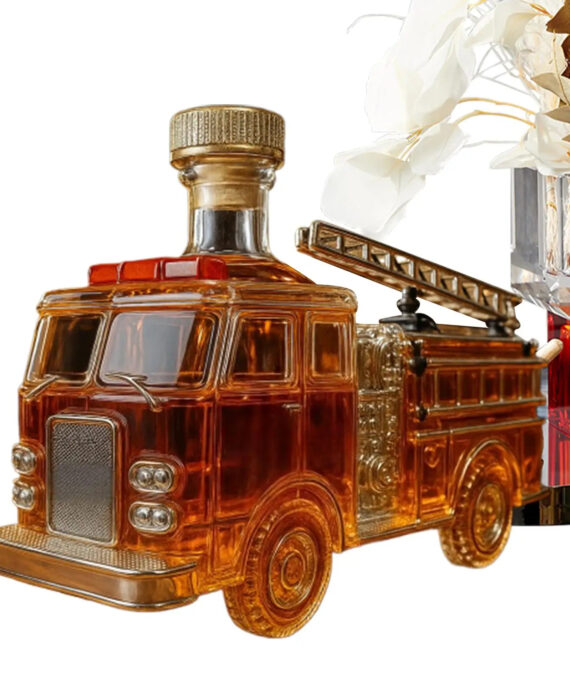 Whiskyflaske i form av en brannbil (300 ml)