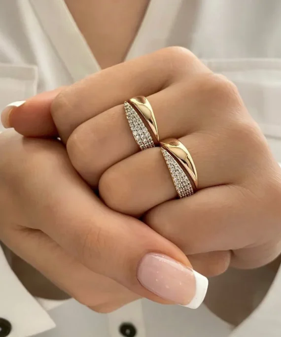 Elegant ring i flera lager