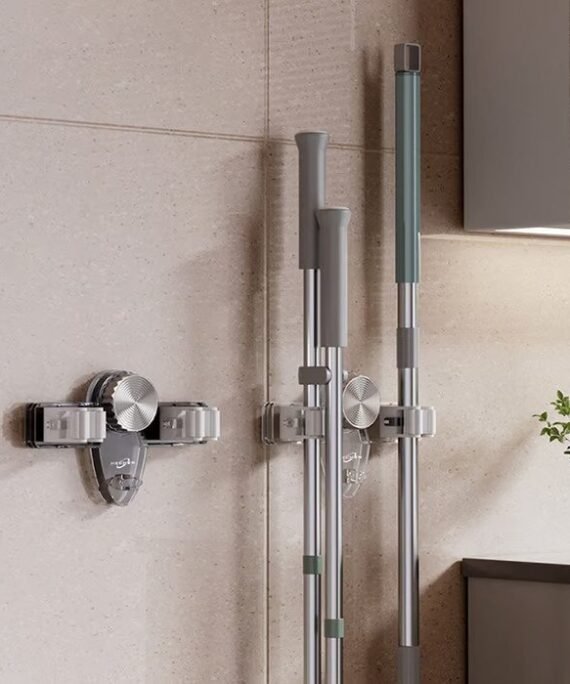 Mop hanger