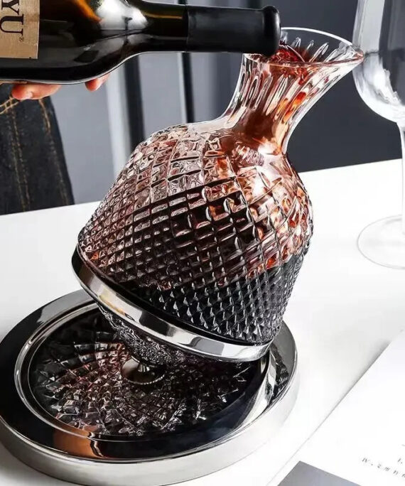 360° rotating wine decanter