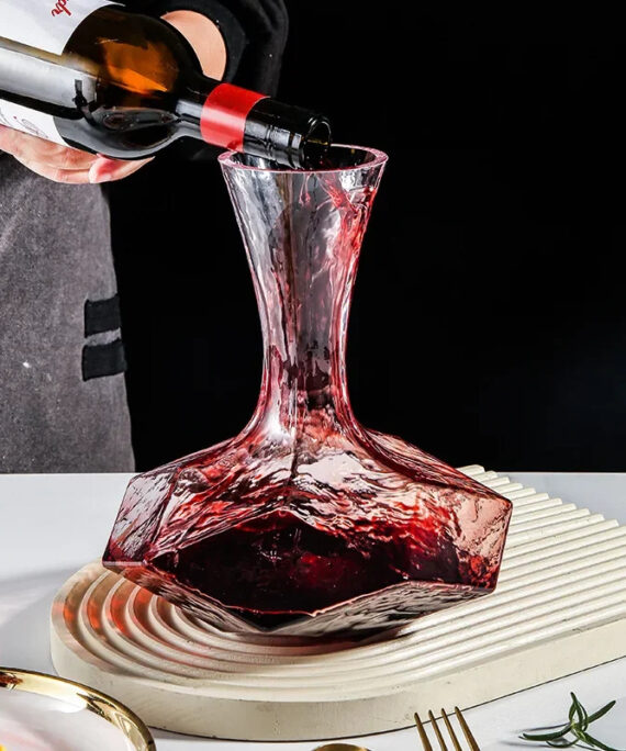 Irregular crystal wine decanter
